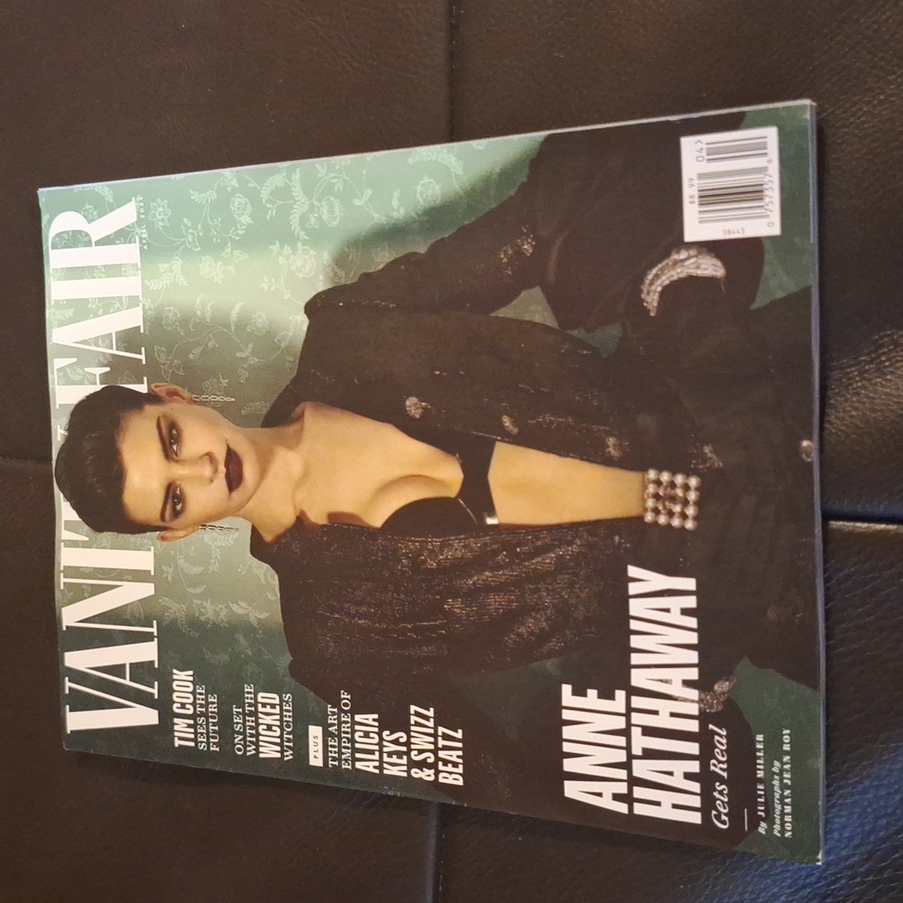 Anne Hathaway Vanity‎ Fair April 2024